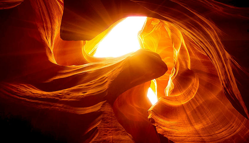 凯发天生一触即发制药盛装参展2024西鼎会，共绘健康产业新蓝图！